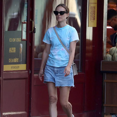 Natalie Portman steps out without wedding ring on in Paris ...