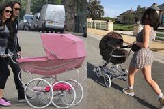 Silver Cross Balmoral Classic Pram (Silver Cross Oberon Toy Doll Pram)