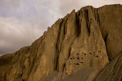 Mustang, an isolated part of Nepal, has caves, hikes and royals | CNN