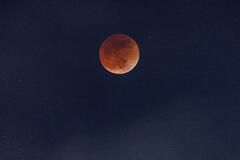 Total lunar eclipse 2022: How to view the 'blood moon' | CNN