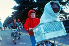 Henry Thomas (E.T. the Extra-Terrestrial)