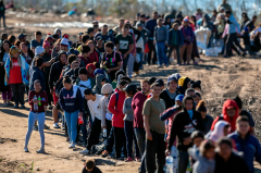 Southern border migrant surge: December encounters reach most in ...