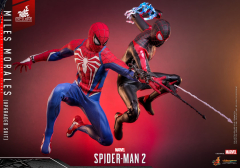 Marvel's Spider-Man 2 (Miles Morales Upgraded Suit Spider-Man 2 Hot Toys 1/6 Scale Exclusive Figure)