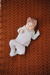 Rust Mudcloth Muslin Crib Sheet – Mebie Baby