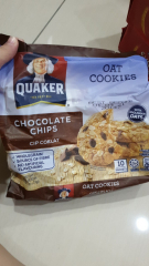 Quaker Chocolate Chip Oatmeal Cookies PK, OZ | Quaker Oats Sugar ...