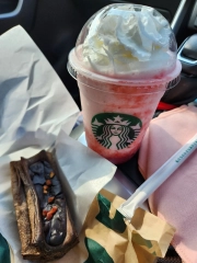 Starbucks Strawberry Cream Frappuccino