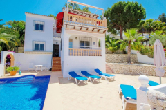 Villa Alma - Holiday With Private Swimming Pool In ...