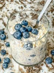 Blueberry Chia Overnight Oats