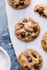 Chocolate Chip Cookies (Hilton Doubletree Cookies Recipe)