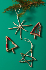 25 Easy Christmas Crafts For Kids - Kid-Friendly Holiday Crafts 2021