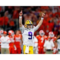 Joe Burrow LSU Tigers Unsigned White Jersey Celebrates Touchdown Photograph (Joe Burrow)