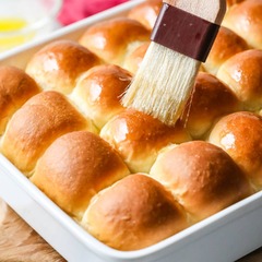 Hawaiian Rolls (Bread roll)