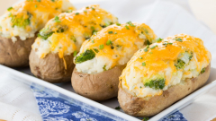 Baked potato (Broccoli Cheese Baked Potato)