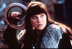 Lucy Lawless (Xena: Warrior Princess)